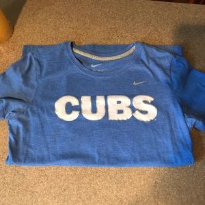 Nike Cubs Women’s Fit shirt